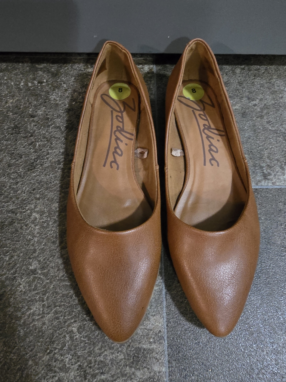 Zodiac Women's Pointed Toe Tan/Brown Flats